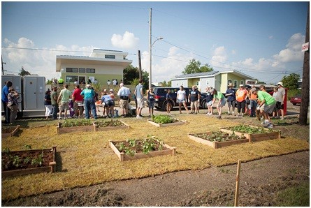 【围观】布拉德.皮特和太阳能的故事
