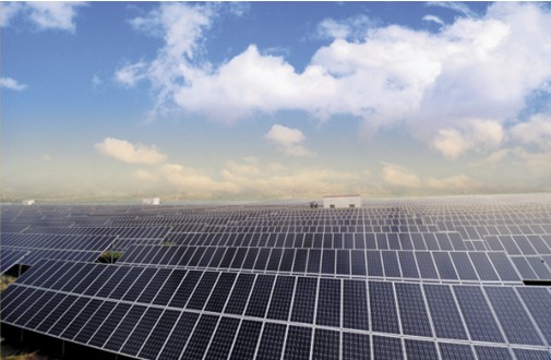 集散式逆变方案在山地光伏的应用